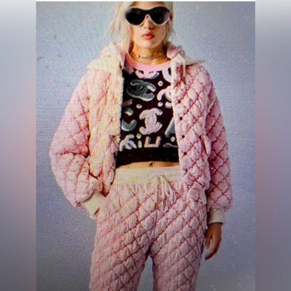 Host Pick 🎉NWT CHANEL COCO Neige Padded Quilted Apres Ski Jogger Pants - Picture 1 of 12